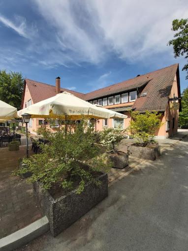 Gasthof Wilhelm Tell Fremdenzimmer Zirndorf Buitenkant foto